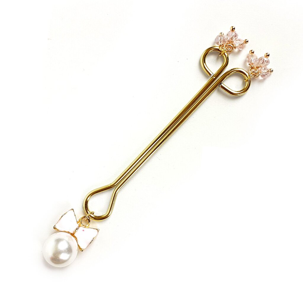Зажим для клитора Art of Sex - Clit Clamp Bow Pearl - Фото №1 Зажим для клитора Art of Sex - Clit Clamp Bow Pearl - Фото №1