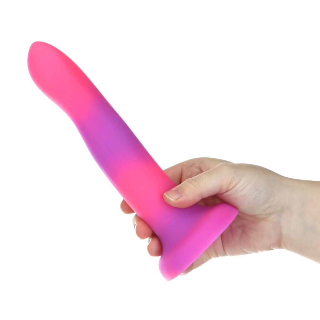 Фалоімітатор, що світиться в темряві, ADDICTION Rave 8″, Glow in the Dark Dildo Pink Purple, 20,3 см - Фото №1 Фалоімітатор, що світиться в темряві, ADDICTION Rave 8″, Glow in the Dark Dildo Pink Purple, 20,3 см - Фото №1