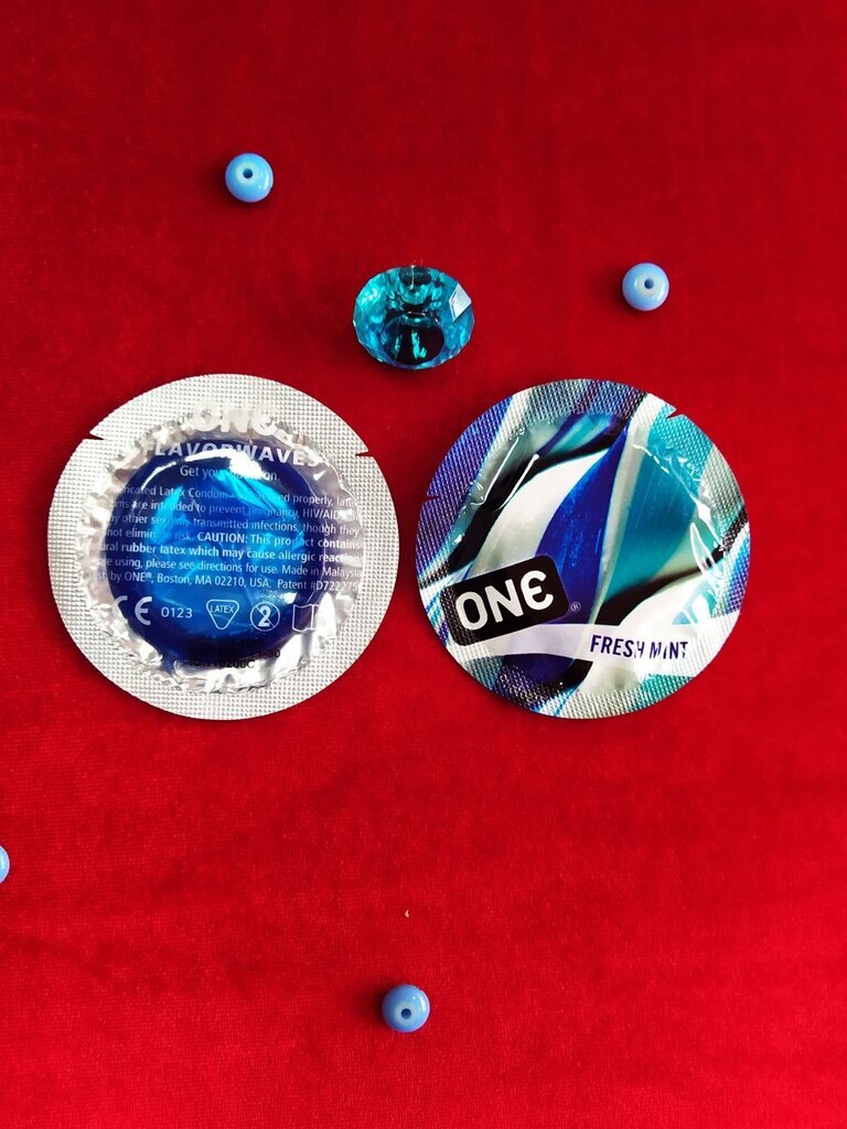 Презерватив ONE Fresh Mint ароматизированный, 1 шт - Фото №1 Презерватив ONE Fresh Mint ароматизированный, 1 шт - Фото №1